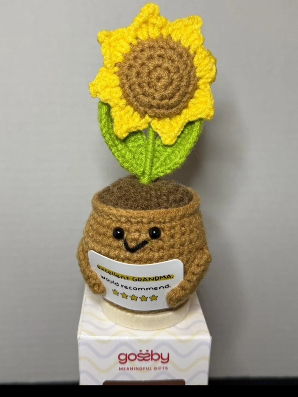 💜 Gossby Crochet Gifts 6.5"
Sunflower In Pot "Excellent Grandma Would Recommend"